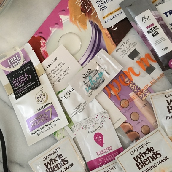 Beauty sample pack - Picture 3 of 8